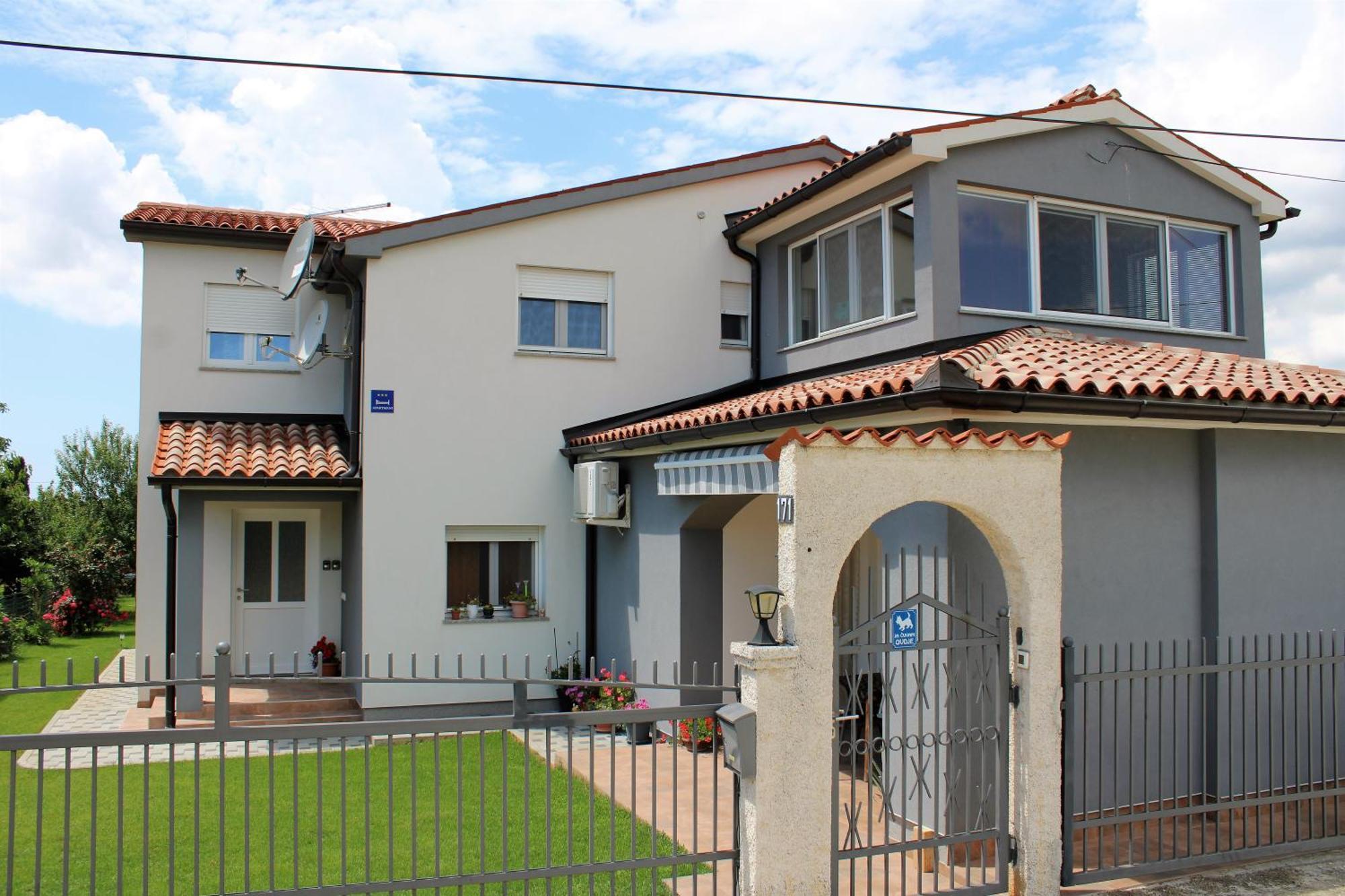 Apartments Nelle PUY Exterior foto